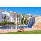 #004 Encosta Orada Flat with Pool by Home Holidays