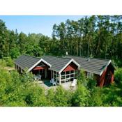 10 person holiday home in Aakirkeby