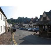 1A High Street Dunster