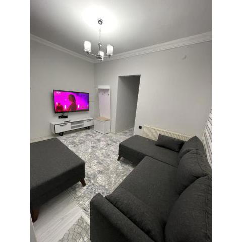 2+1 LUXURIOUS FLAT IN MALTEPE BEACH