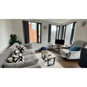 2 Bed Flat Near Deansgate