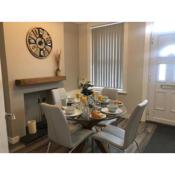 2 Bedroom Luton Townhouse