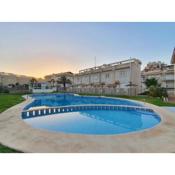 2 Piscinas con Parking - Ideal Vacaciones