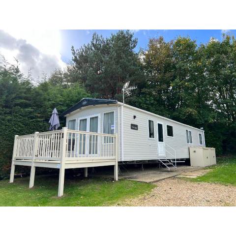 3 Bedroom Caravan MC34, Lower Hyde, Shanklin, Isle of Wight