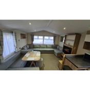 3 Bedrooms Gold Caravan