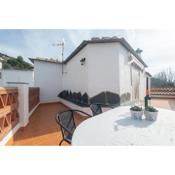 4 bedrooms house with terrace and wifi at Cadiar