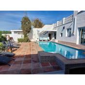 4 bedrooms villa with private pool enclosed garden and wifi at Coin