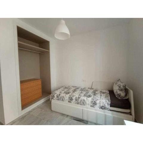 4 rooms pkg Marmoles Malaga