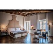 47LuxurySuites - Trevi