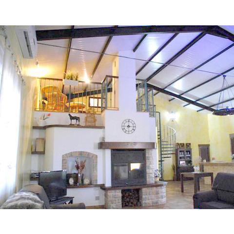 5 bedrooms villa with private pool jacuzzi and furnished garden at Daimiel Ciudad Real