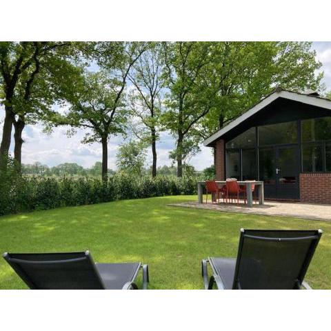 Achterhoekse vakantiewoning, infraroodsauna, geweldig uitzicht, goede bedden