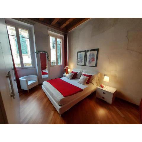 Aida Apartment - [Piazza delle Erbe]