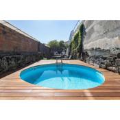 Almada Hideaway w/ AC & Private Pool by LovelyStay