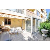 Amazing apartment in Six-Fours-les-Plages with 2 Bedrooms