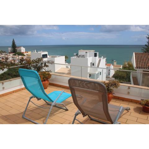 Amazing Beach House in Algarve with Sea View!