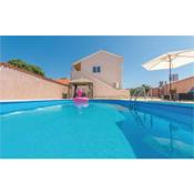 Amazing home in Policnik with 3 Bedrooms, WiFi and Private swimming pool