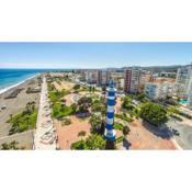 Amplio apartamento moderno junto a la playa, en el centro de Torre del Mar, Málaga, Modern large apartment by the beach, middle in the centrum of Torre del Mar, Malaga