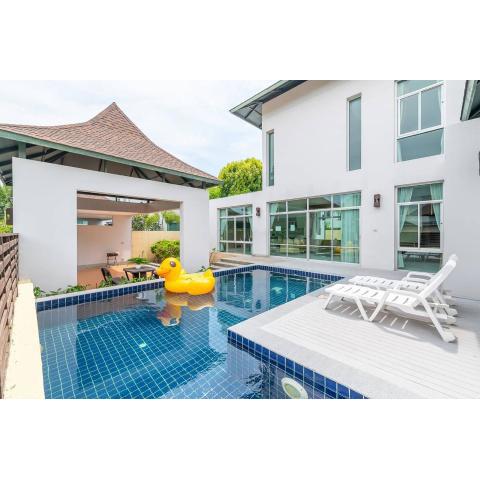 AnB-Glass House pool villa-3BR close to Jomtien beach