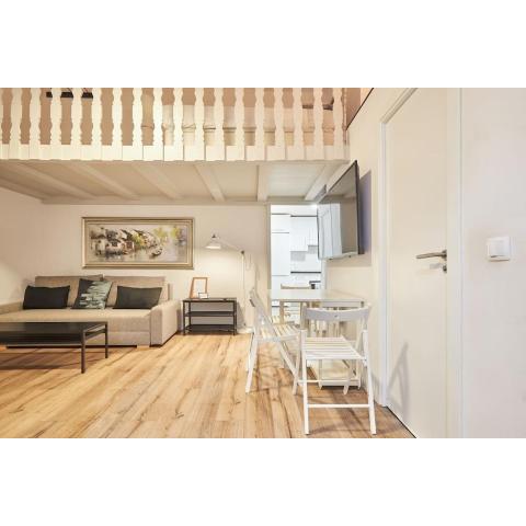 APARTAMENTO CON ENCANTO EN SOL - MADRID #A