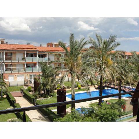 Apartamento con piscina en Vilafortuny, Cambrils