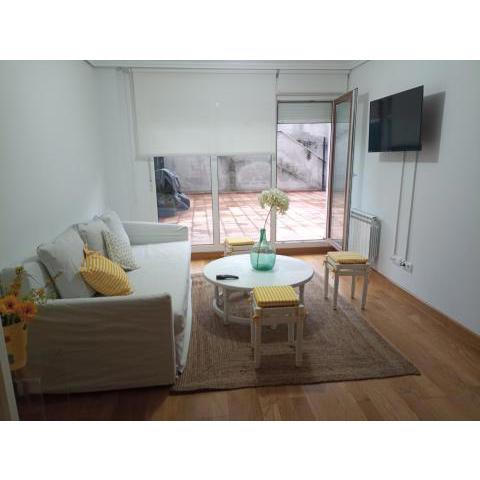 Apartamento con terraza