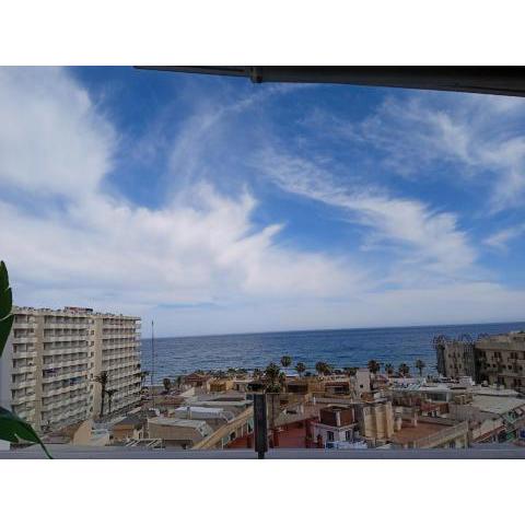 APARTAMENTO CON VISTAS AL MAR