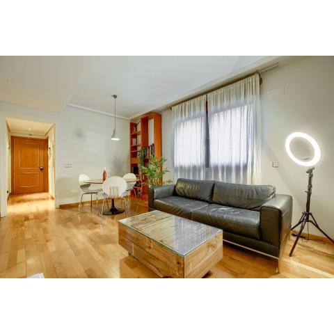 Apartamento en Chamberi con piscina Lovely apartment in the City Center with swimming pool