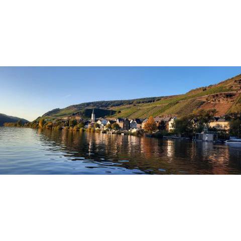 Apartment In Spay Smile Zell-Merl Mosel