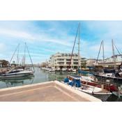 Apartmento en la Pequeña Venecia, Puerto Marina