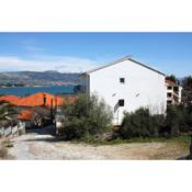 Apartments by the sea Mastrinka, Ciovo - 4836