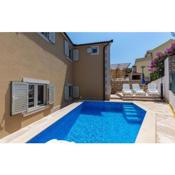 Apartments Dalis - open swimming pool