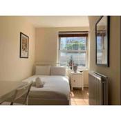 APlaceToStay Central London Apartment, Zone 1 NHG