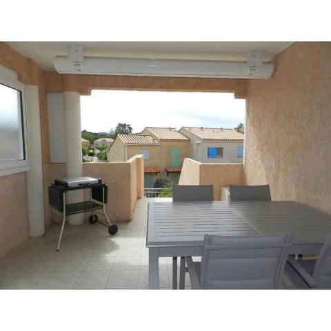 Appartement Le Lavandou, 3 pièces, 6 personnes - FR-1-713-3