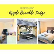 Apple Bramble Lodge with Hot Tub