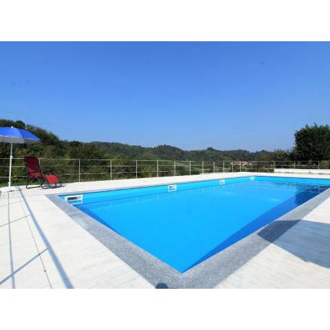 Attractive holiday home in Brozolo with private pool