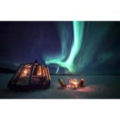 Aurora hut igloo