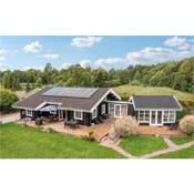 Awesome Home In Hjby With Wifi And 3 Bedrooms