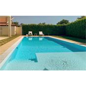 Awesome home in Modica with WiFi, Private swimming pool and 4 Bedrooms