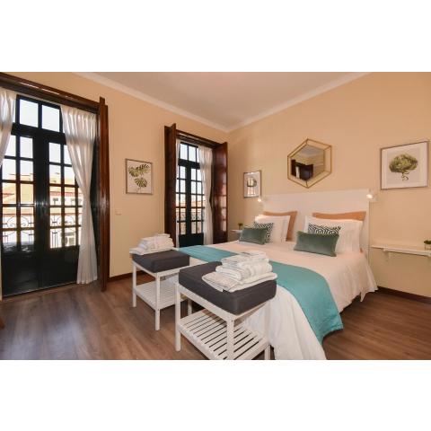 Azulejos Duplex Apartment - Porto Downtown