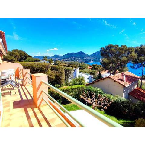 BASTIDE d'Azur 160m2 - Double Terrasse vue Cap Canaille