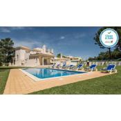 Beautiful 8-Bed Golf Villa in Vilamoura Algarve