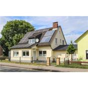 Beautiful apartment in Wurster Nordseekste with 2 Bedrooms and WiFi