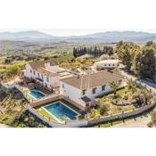Beautiful home in Casarabonela with WiFi, 3 Bedrooms and Outdoor swimming pool