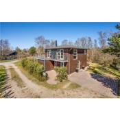 Beautiful home in Grenaa with Sauna, WiFi and 4 Bedrooms