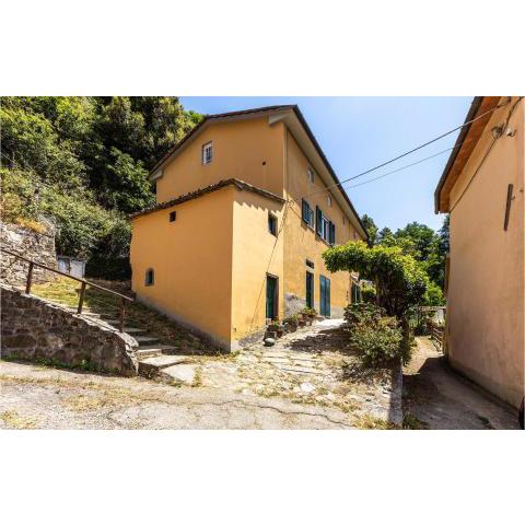 Beautiful home in Marliana with WiFi and 3 Bedrooms