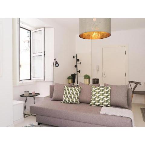 Bica lisbon sunshine central bright and cozy apt