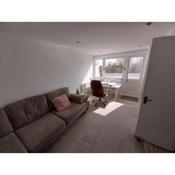 Bright Cosy 2 Bed Flat+Balcony roof garden