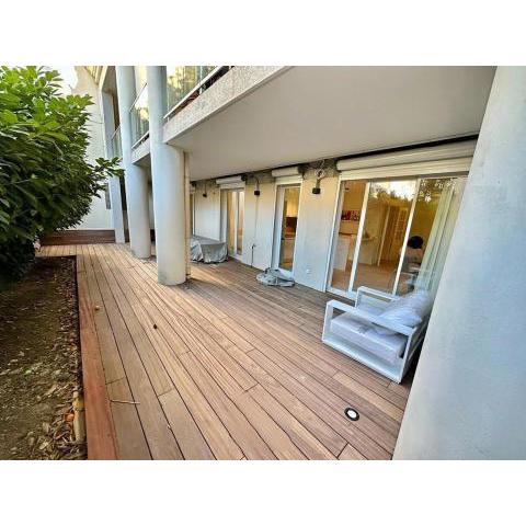 CAM0 - appartement 2 chambres en rez-de-terrasse