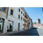 Carrera Home Appartamenti Verona - Bike Hotel