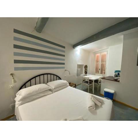 CARUGIO ROOMS Vernazza